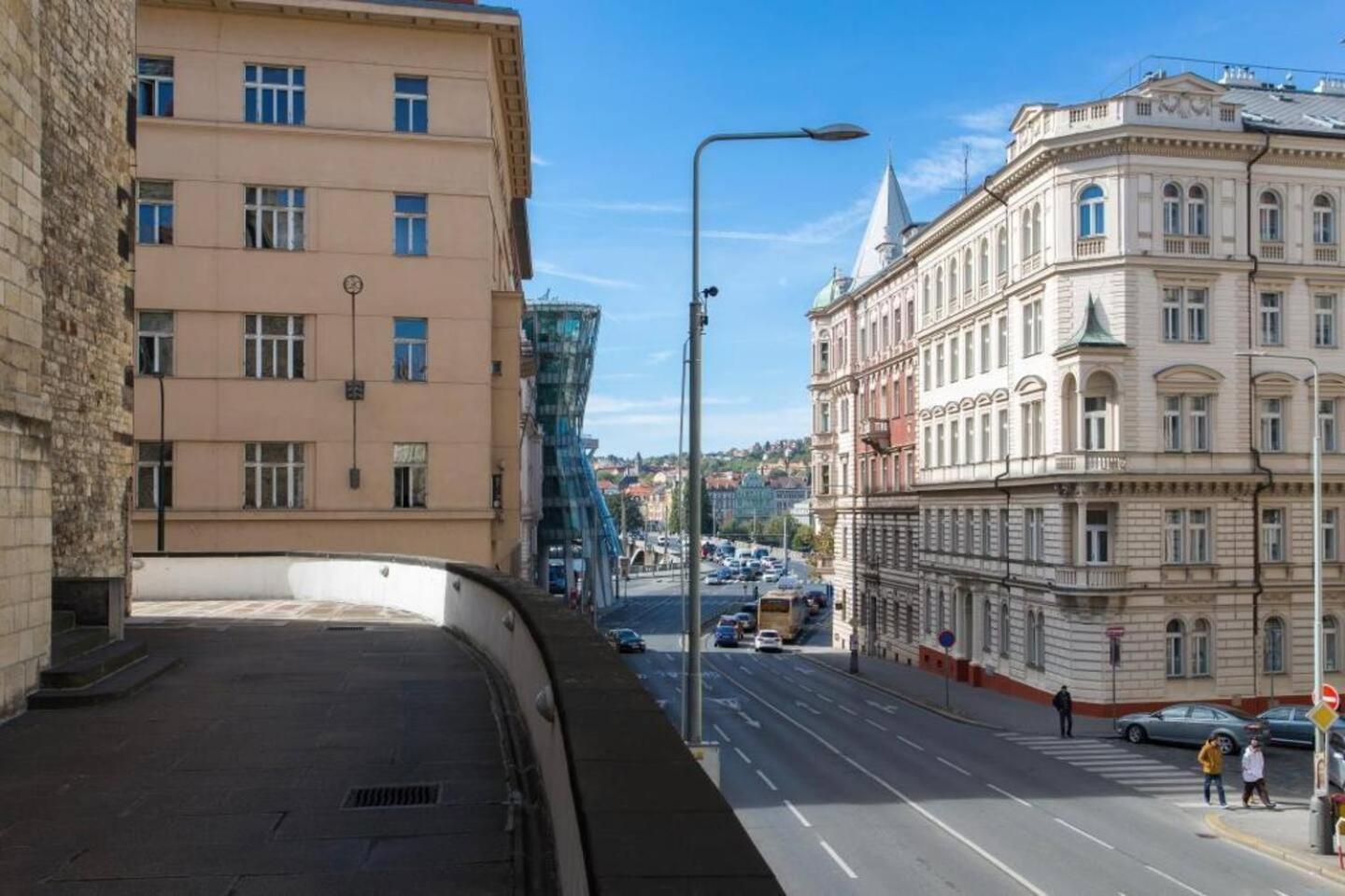 Place Of Grace - 50 Meters From Dancing House Praga Exterior foto